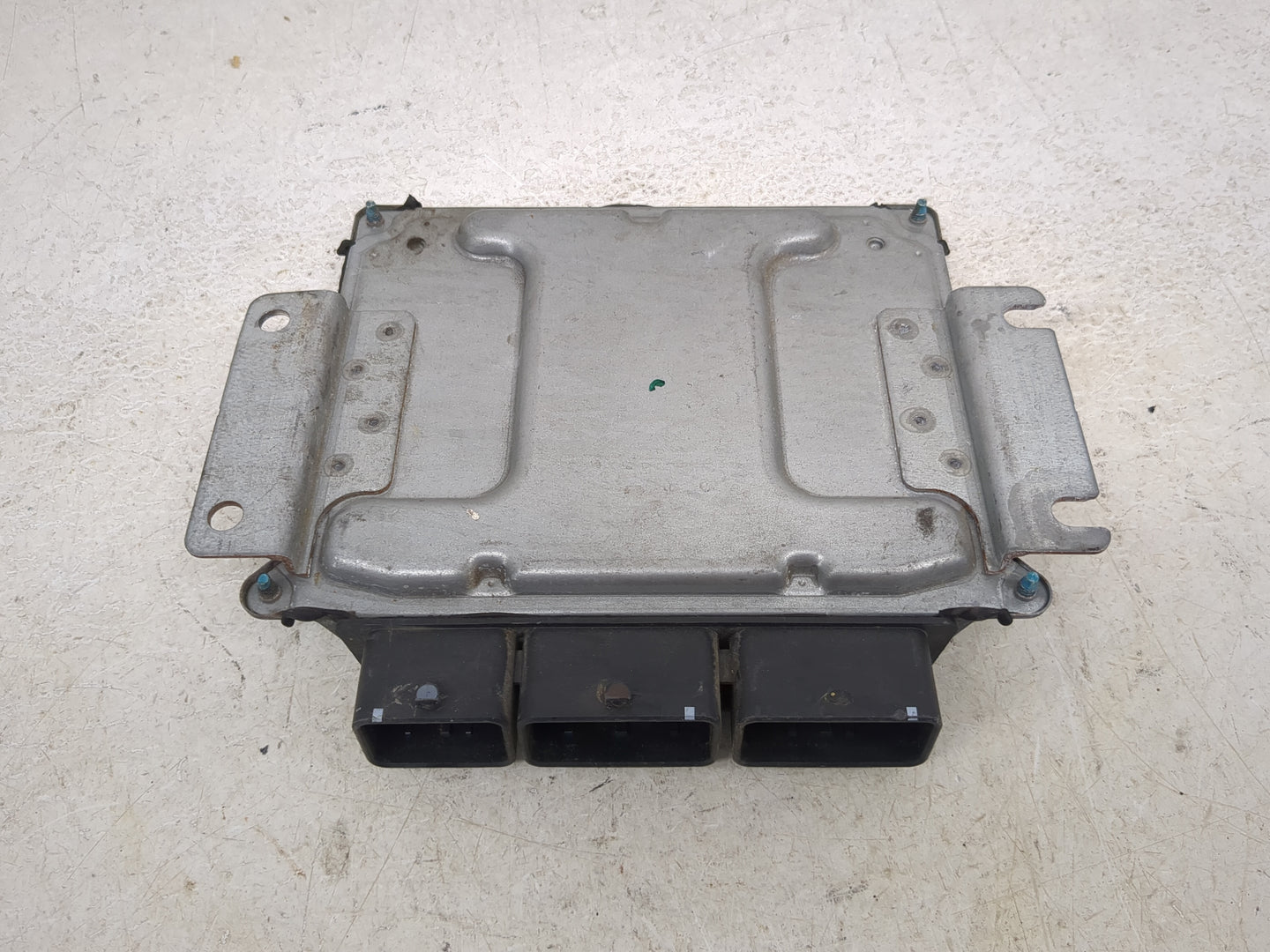 2015 Nissan Altima PCM Engine Control Computer ECU ECM PCU OEM Fits OEM Used Auto Parts - Oemusedautoparts1.com