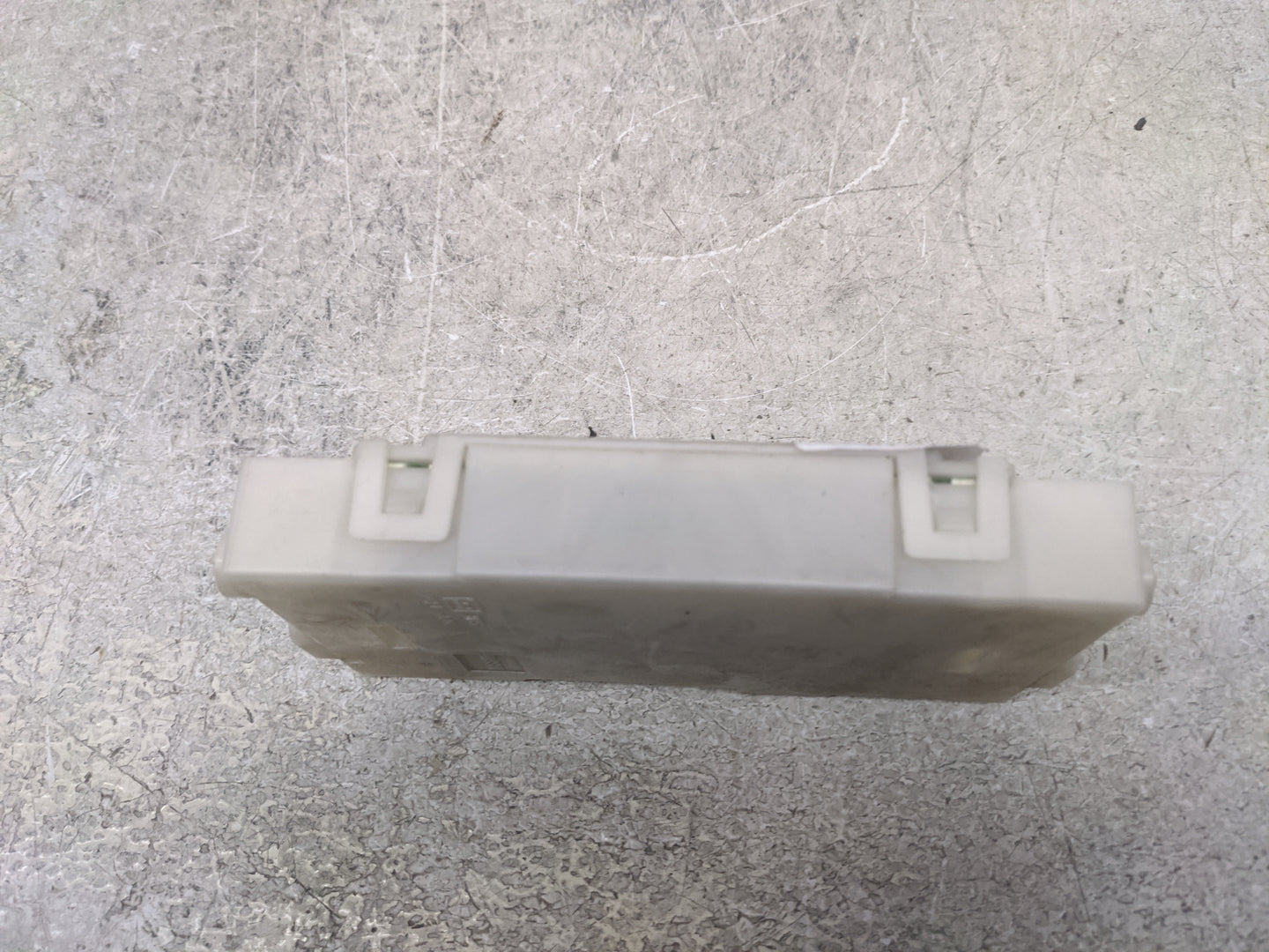 2014-2015 Nissan Altima Chassis Control Module Ccm Bcm Body Control - Oemusedautoparts1.com
