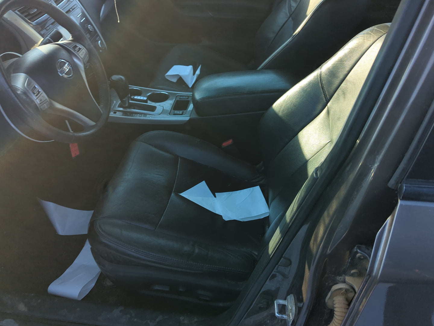 2015-2015 Nissan Altima Driver Front Seat Oem 1364891 - Oemusedautoparts1.com