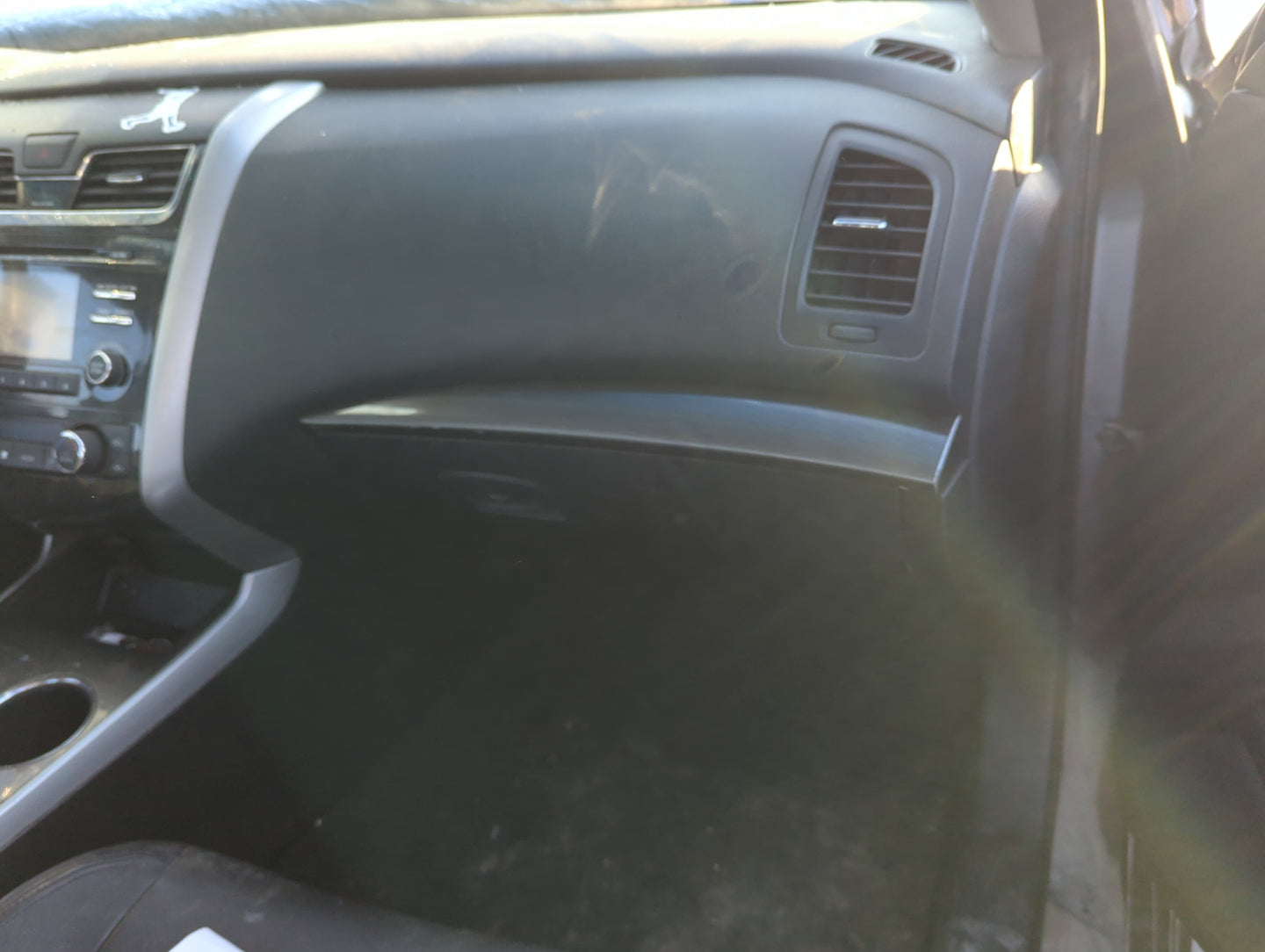 2015 Nissan Altima Passenger Glove Box Door Storage Compartment - Oemusedautoparts1.com