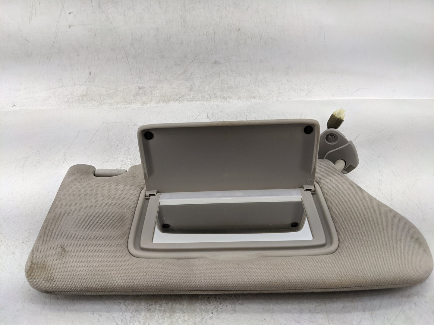2013-2018 Nissan Altima Sun Visor Shade Replacement Passenger Right Mirror Fits Fits 2013 2014 2015 2016 2017 2018 OEM Used 