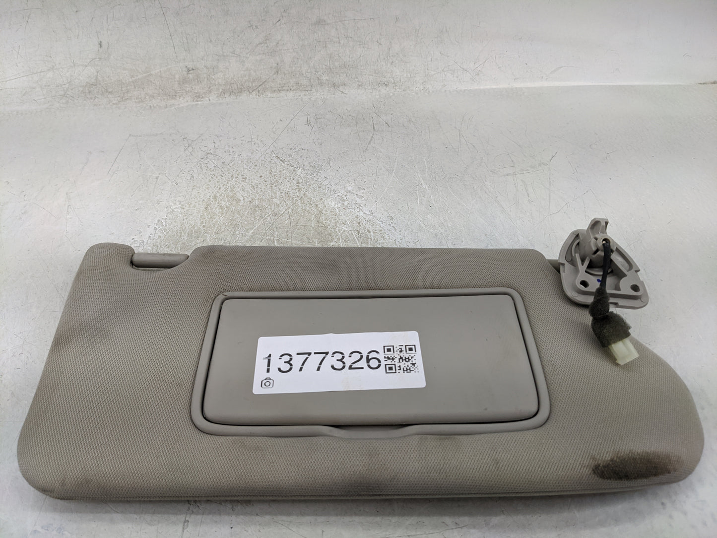 2013-2017 Nissan Altima Sun Visor Shade Replacement Passenger Right Mirror Fits Fits 2013 2014 2015 2016 2017 OEM Used Auto 