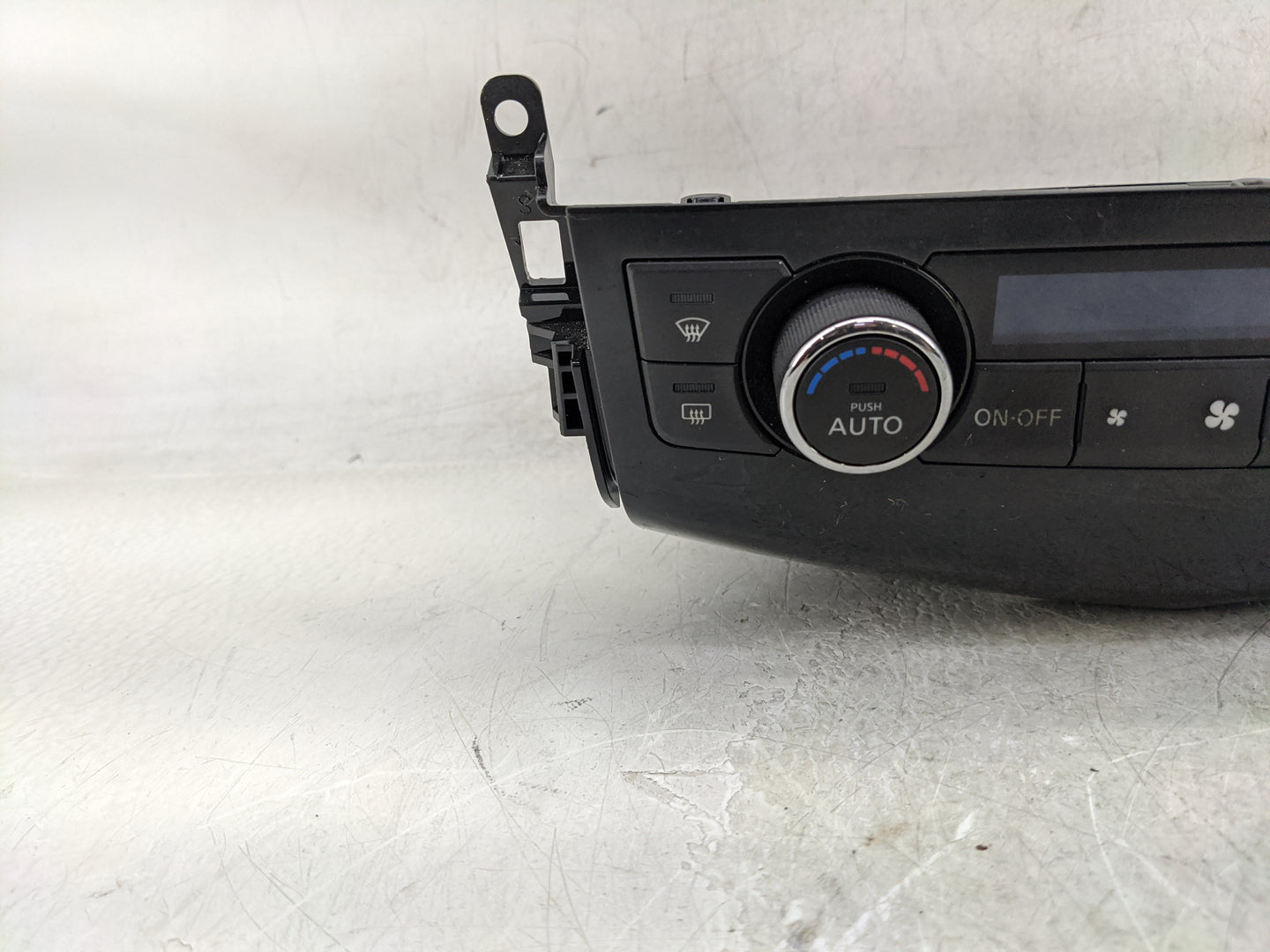 2013-2015 Nissan Altima Climate Control Module Temperature AC/Heater Replacement P/N:27500 9HP0A Fits Fits 2013 2014 2015 OE
