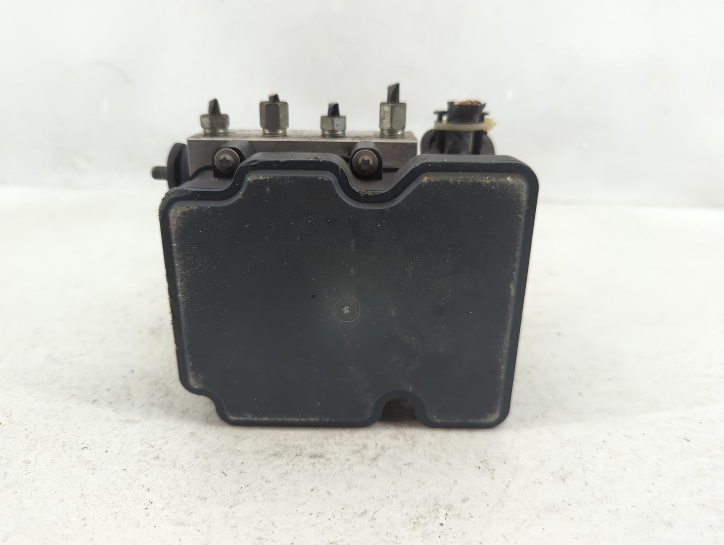 2015 Nissan Altima ABS Pump Control Module Replacement P/N:47660 3TA0A Fits OEM Used Auto Parts - Oemusedautoparts1.com
