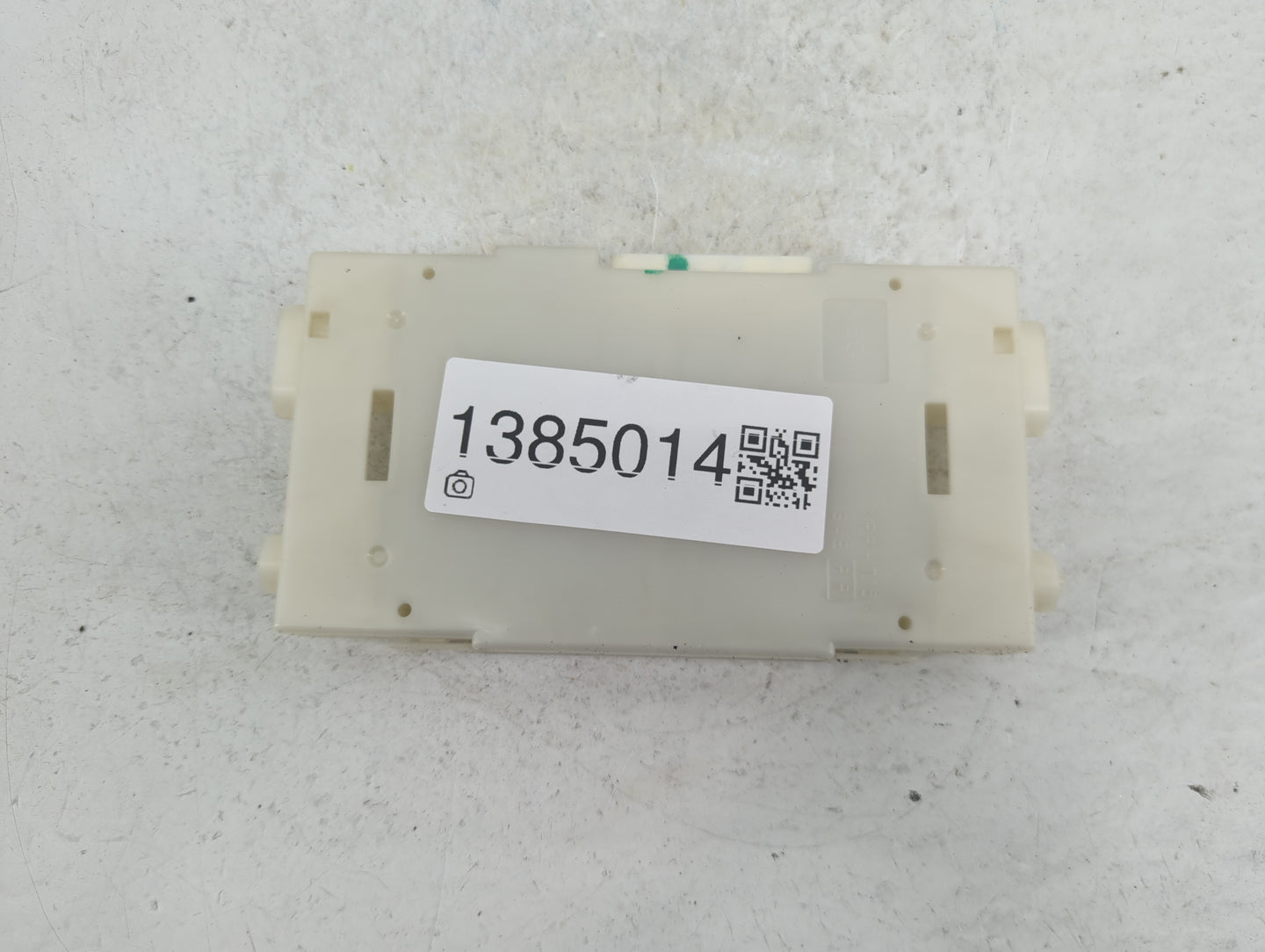 2014-2015 Nissan Altima Temperature Control Module 27760-9hm0a - Oemusedautoparts1.com