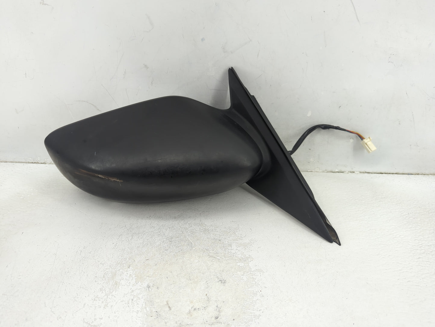 2013-2018 Nissan Altima Passenger Side View Mirror - Right Door Mirror OEM Used - Oemusedautoparts1.com