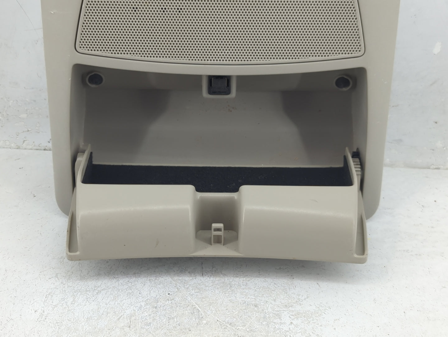 2015 Nissan Altima Overhead Roof Console - Oemusedautoparts1.com