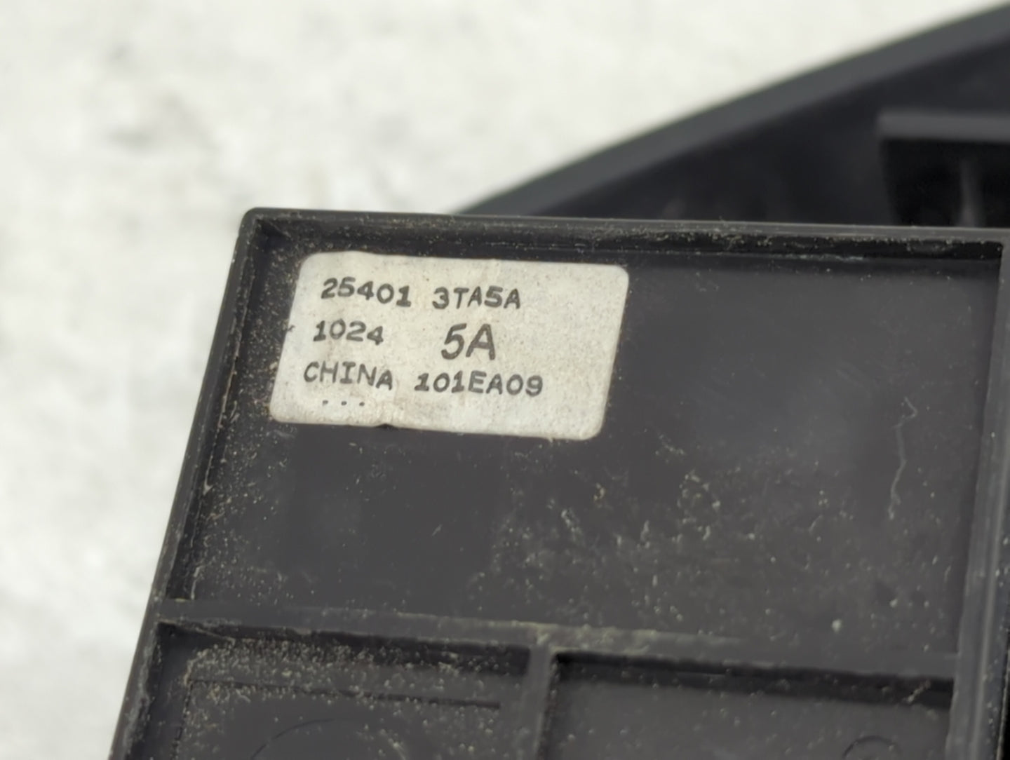 2013-2018 Nissan Altima Master Power Window Switch Replacement Driver Side Left P/N:25401 3TA5A Fits OEM Used Auto Parts - O
