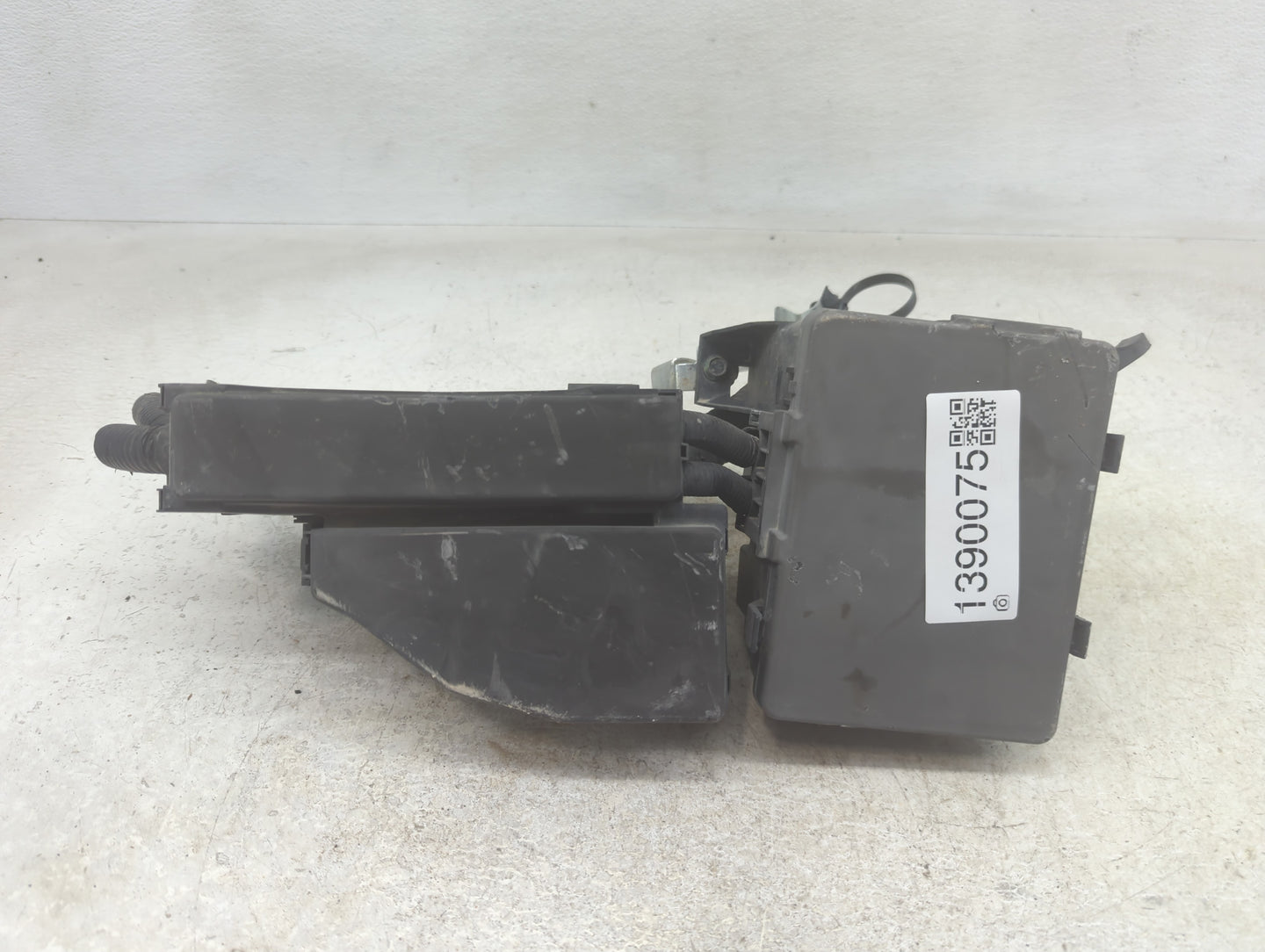 2015 Nissan Altima Fusebox Fuse Box Panel Relay Module P/N:3492 NA1 Fits OEM Used Auto Parts - Oemusedautoparts1.com