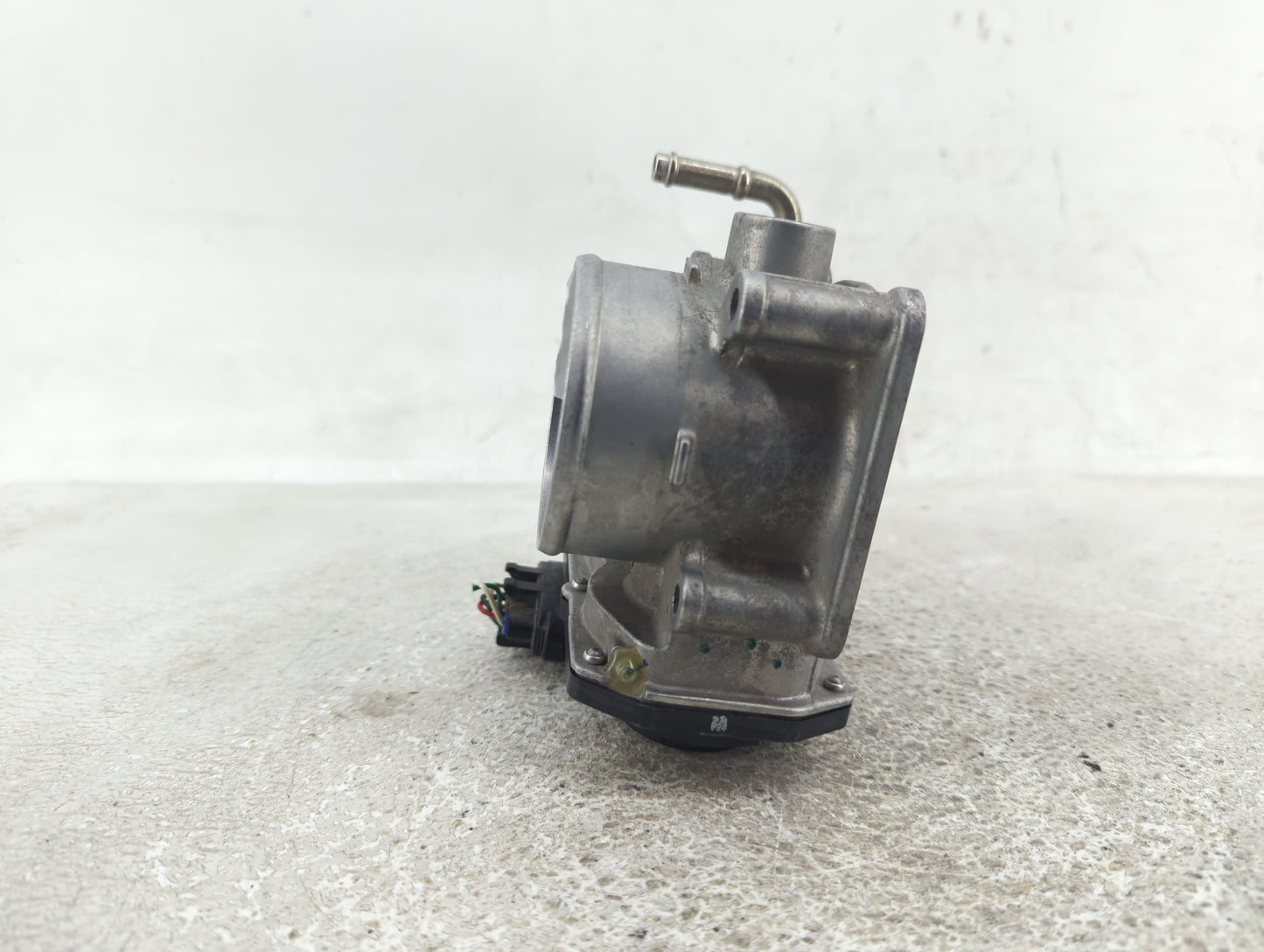 2013-2018 Nissan Altima Throttle Body P/N:3TA60-01 A Fits Fits 2013 2014 2015 2016 2017 2018 2019 2020 OEM Used Auto Parts -