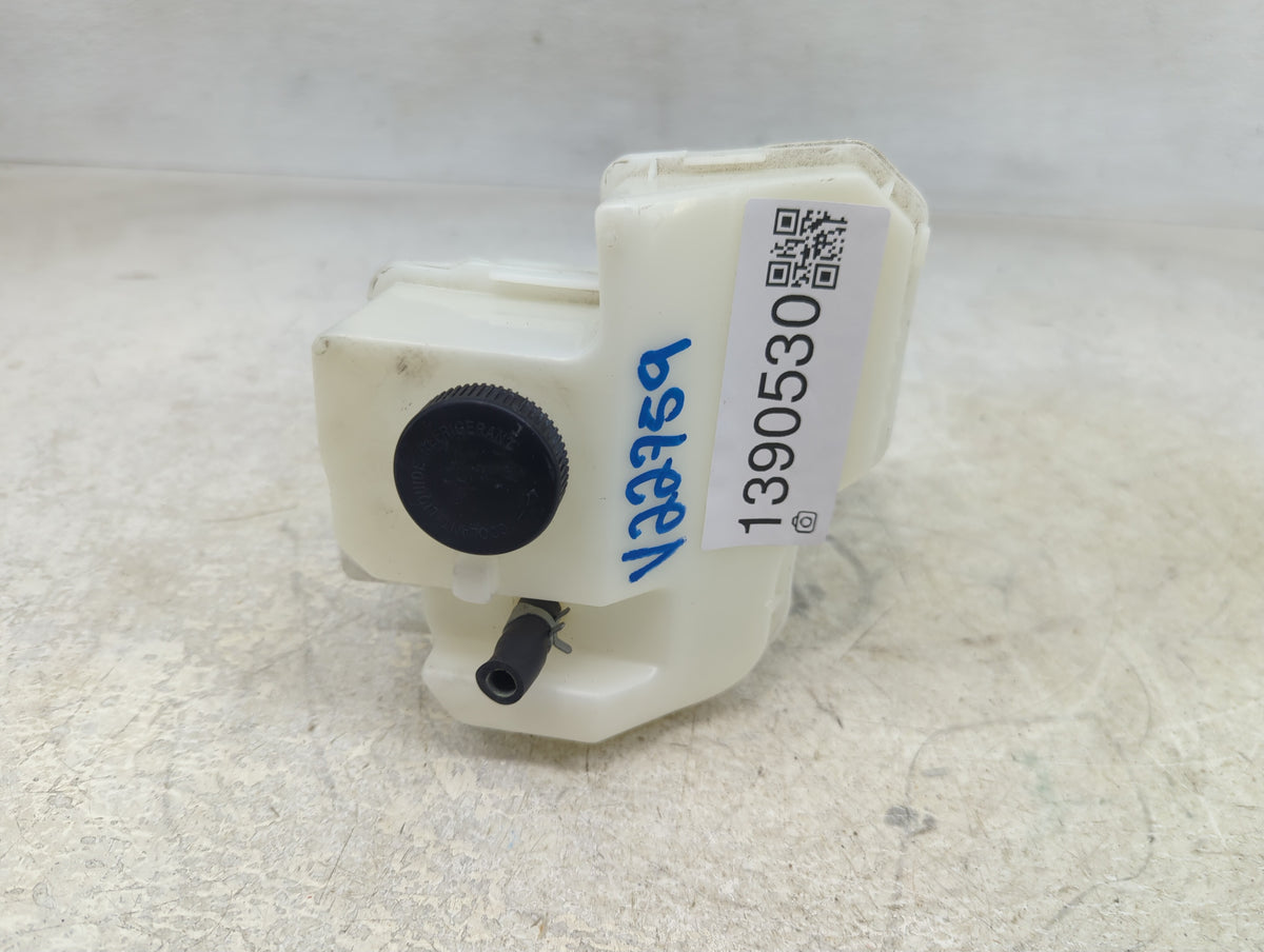 2013-2018 Nissan Altima Radiator Coolant Overflow Expansion Tank Bottle 1390530 - Oemusedautoparts1.com
