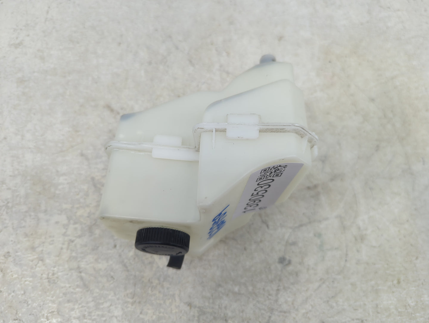2013-2018 Nissan Altima Radiator Coolant Overflow Expansion Tank Bottle 1390530 - Oemusedautoparts1.com