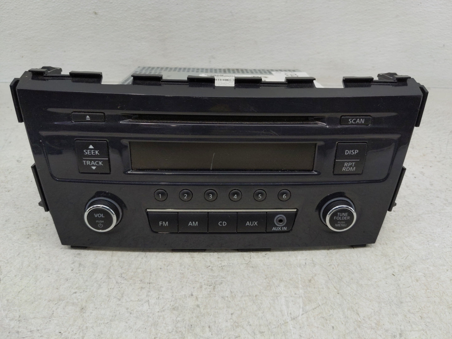 2013-2015 Nissan Altima Radio AM FM Cd Player Receiver Replacement P/N:28185 3TB0G Fits Fits 2013 2014 2015 OEM Used Auto Pa