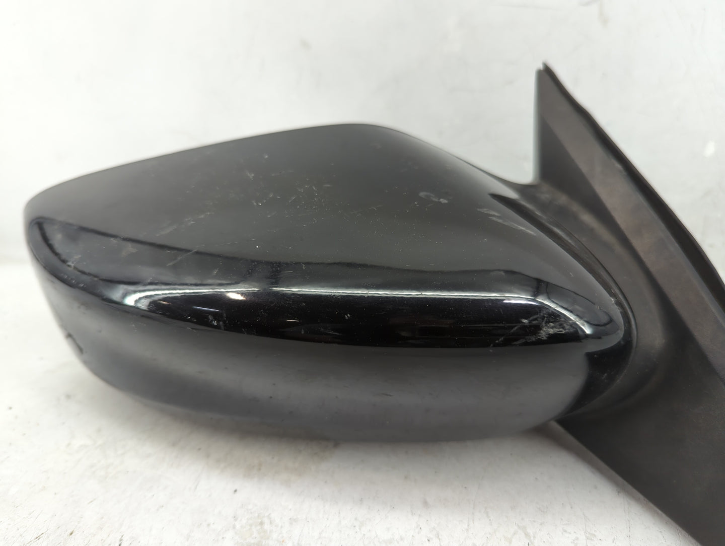 2013-2018 Nissan Altima Passenger Side View Mirror - Right Door Mirror OEM Used - Oemusedautoparts1.com