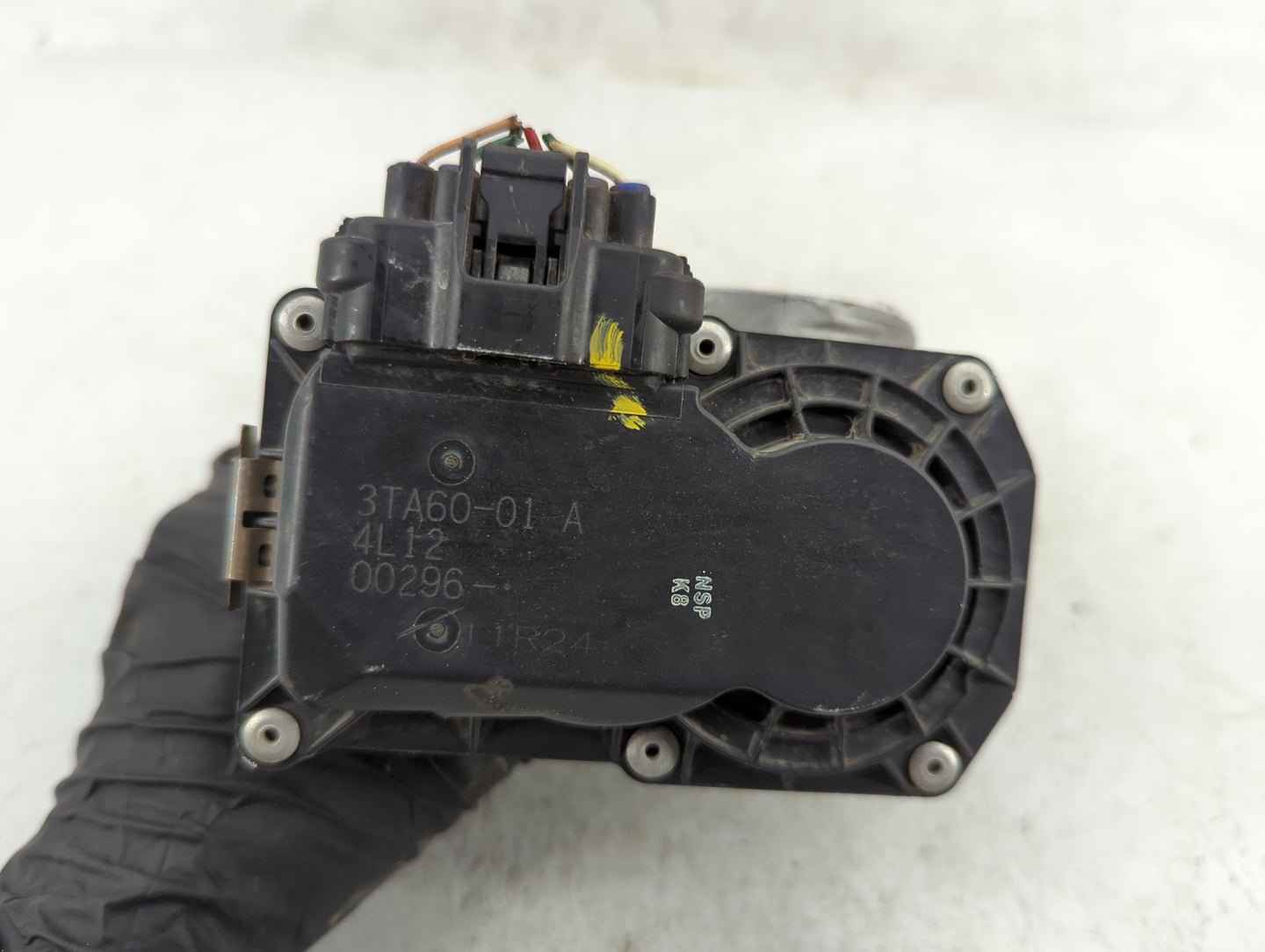 2013-2018 Nissan Altima Throttle Body P/N:3TA60-01 Fits Fits 2013 2014 2015 2016 2017 2018 2019 2020 OEM Used Auto Parts - O