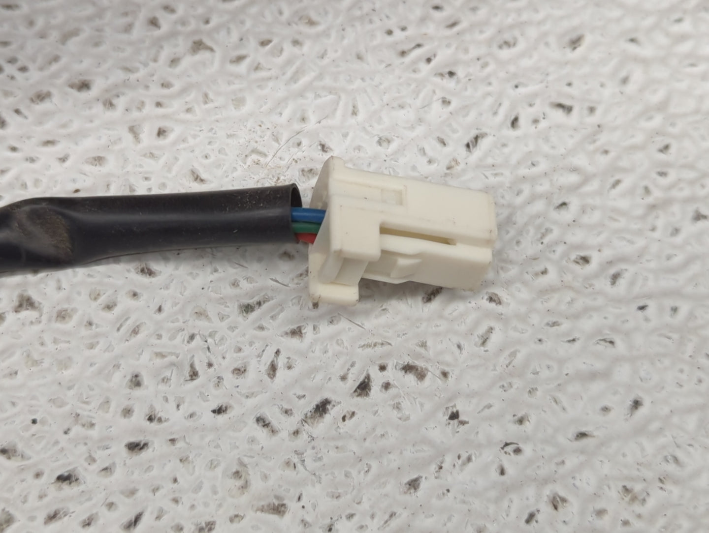 2013-2018 Nissan Altima Passenger Side View Mirror - Right Door Mirror OEM Used - Oemusedautoparts1.com