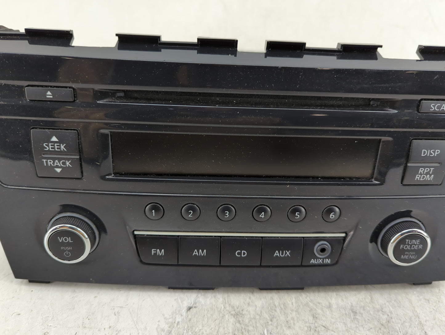 2013-2015 Nissan Altima Radio AM FM Cd Player Receiver Replacement P/N:28185 3TB0G Fits Fits 2013 2014 2015 OEM Used Auto Pa
