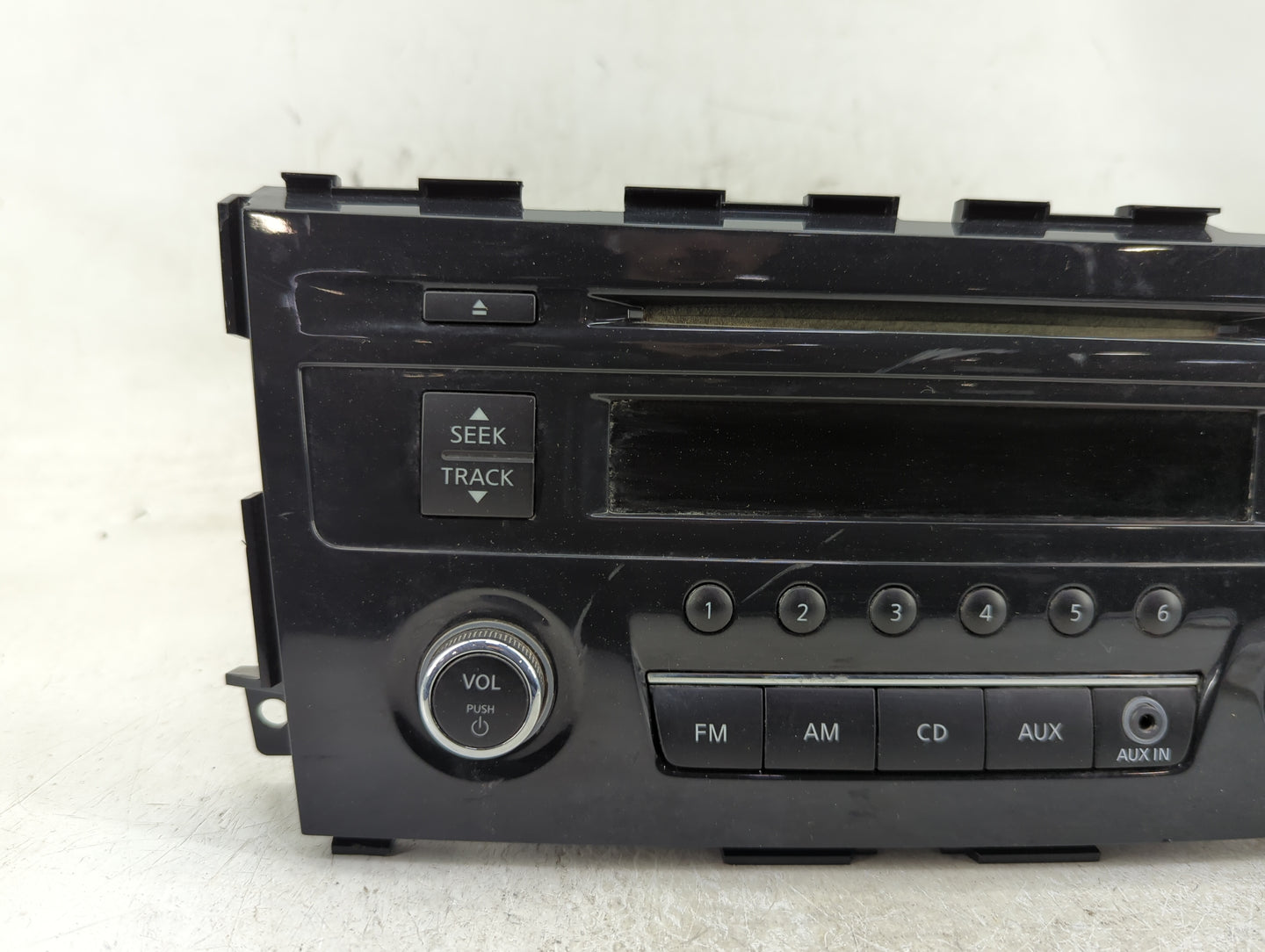 2013-2015 Nissan Altima Radio AM FM Cd Player Receiver Replacement P/N:28185 3TB0G Fits Fits 2013 2014 2015 OEM Used Auto Pa