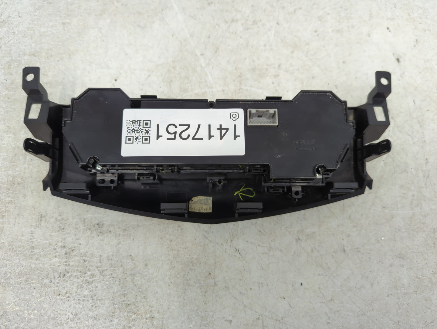 2015 Nissan Altima Climate Control Module Temperature AC/Heater Replacement Fits OEM Used Auto Parts - Oemusedautoparts1.com