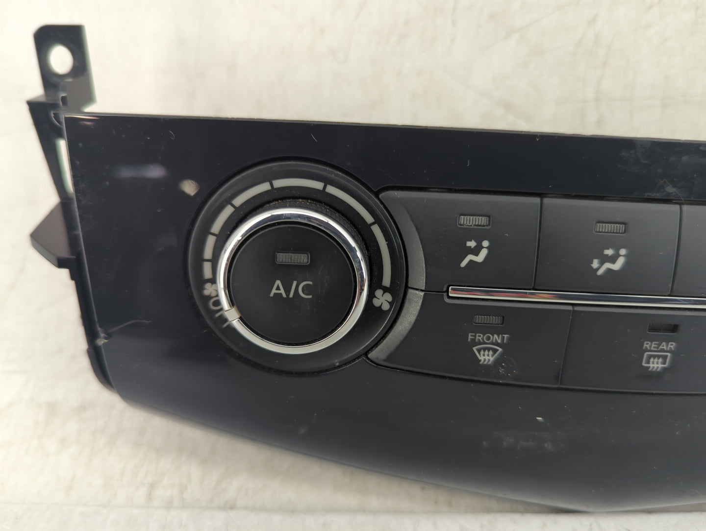 2015-2015 Nissan Altima Ac Heater Climate Control Temperature Oem - Oemusedautoparts1.com
