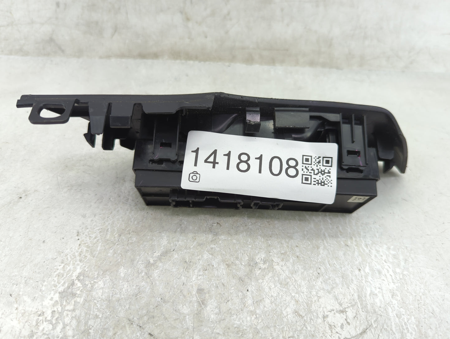 2013-2018 Nissan Altima Master Power Window Switch Replacement Driver Side Left P/N:80961 3TA0 Fits OEM Used Auto Parts - Oe