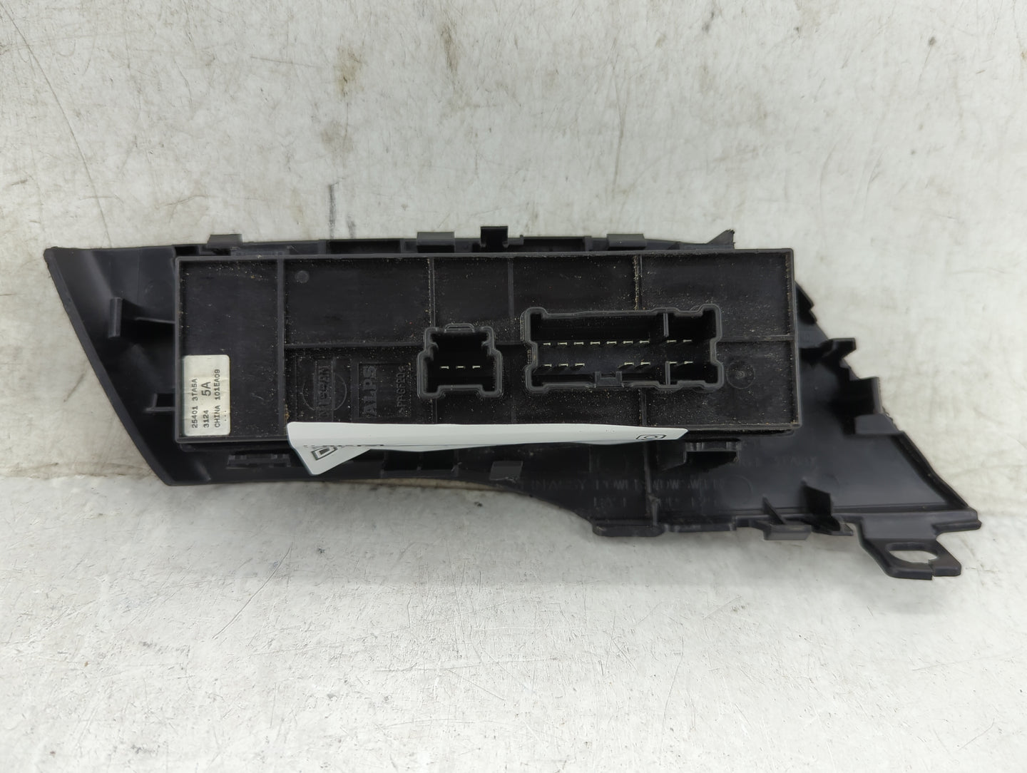 2013-2018 Nissan Altima Master Power Window Switch Replacement Driver Side Left P/N:80961 3TA0 Fits OEM Used Auto Parts - Oe