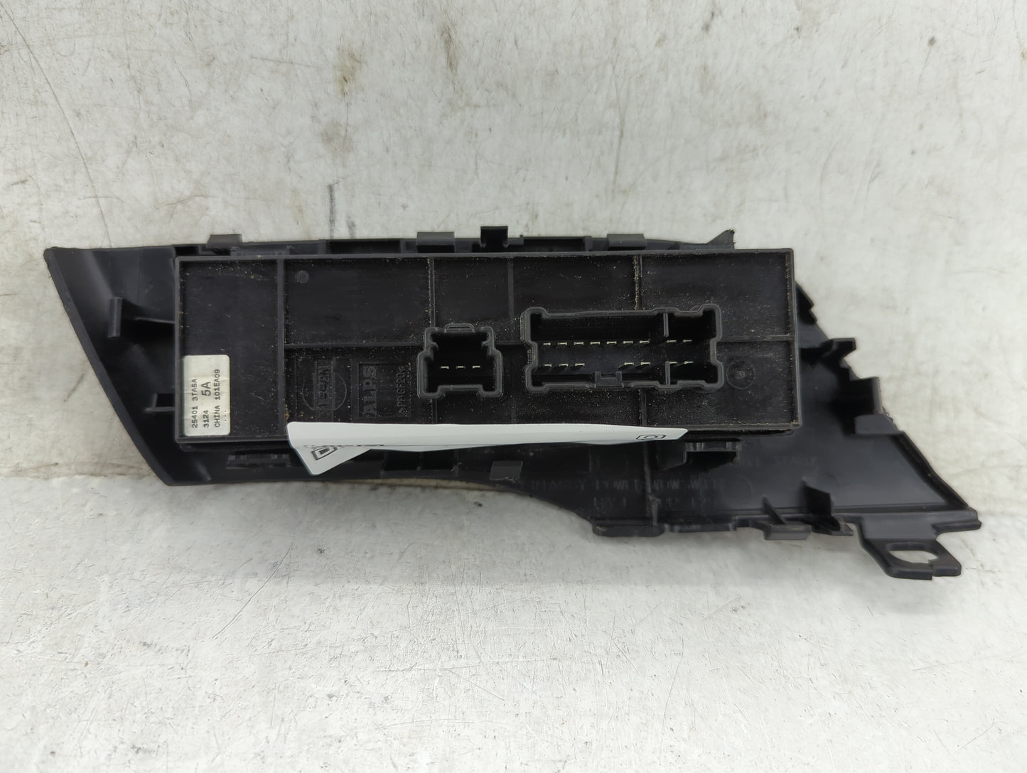 2013-2018 Nissan Altima Master Power Window Switch Replacement Driver Side Left P/N:80961 3TA0 Fits OEM Used Auto Parts - Oe