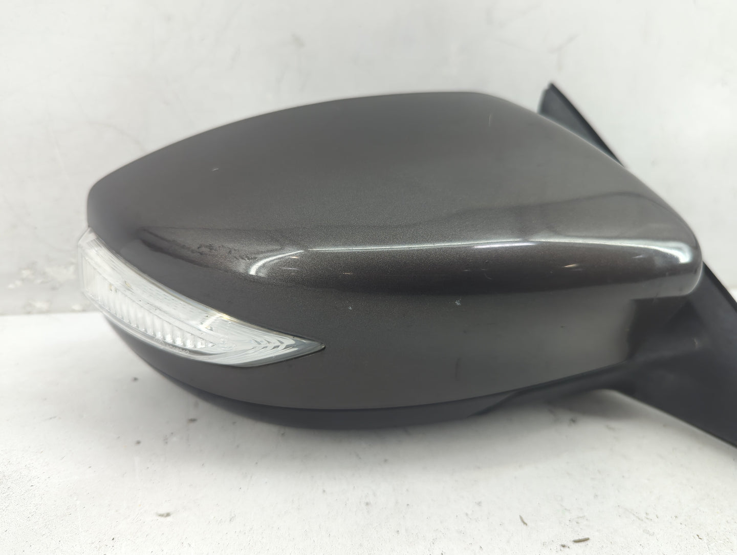 2013-2018 Nissan Altima Passenger Side View Mirror - Right Door Mirror OEM Used - Oemusedautoparts1.com