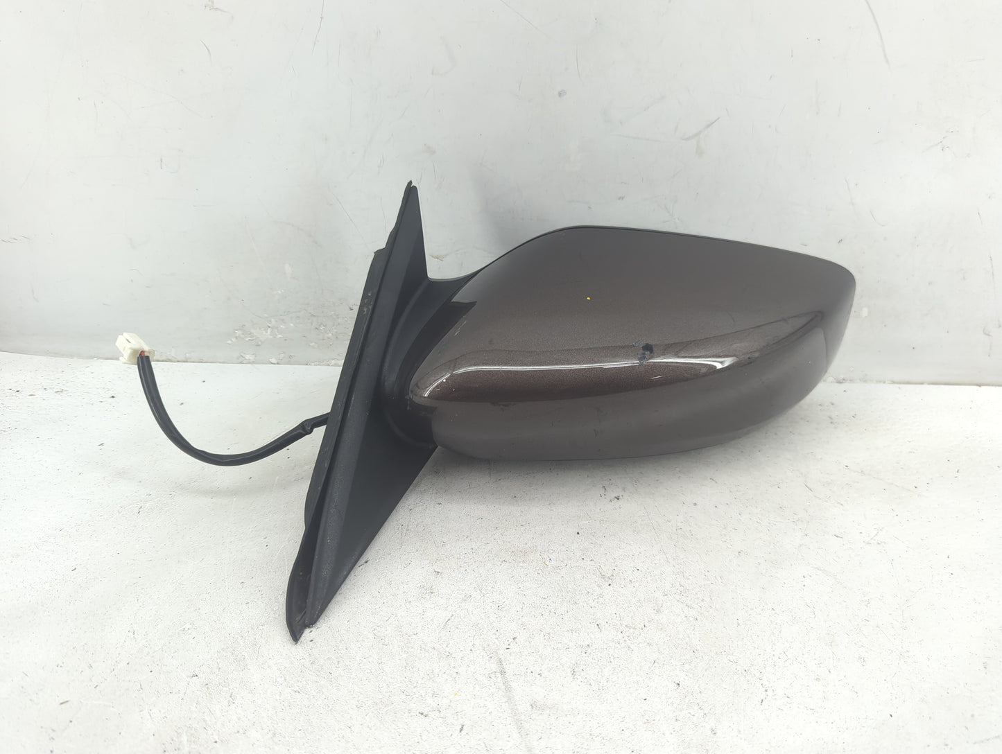 2013-2018 Nissan Altima Driver Side View Mirror - Left Door Mirror OEM Used - Oemusedautoparts1.com