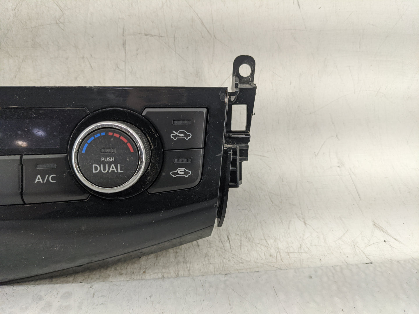 2013-2015 Nissan Altima Climate Control Module Temperature AC/Heater Replacement P/N:27500 9HP0A Fits Fits 2013 2014 2015 OE