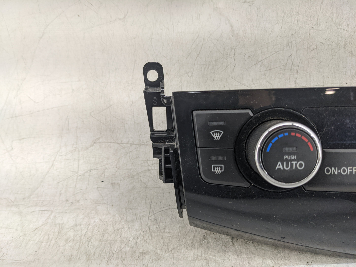 2013-2015 Nissan Altima Climate Control Module Temperature AC/Heater Replacement P/N:27500 9HP0A Fits Fits 2013 2014 2015 OE