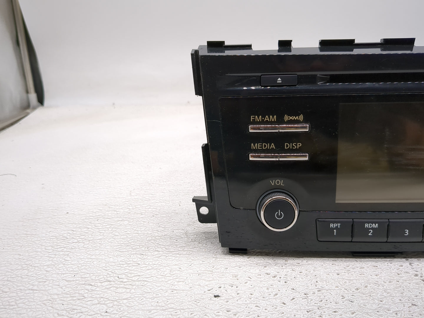 2013-2015 Nissan Altima Radio AM FM Cd Player Receiver Replacement P/N:28185 3TA1B Fits Fits 2013 2014 2015 OEM Used Auto Pa