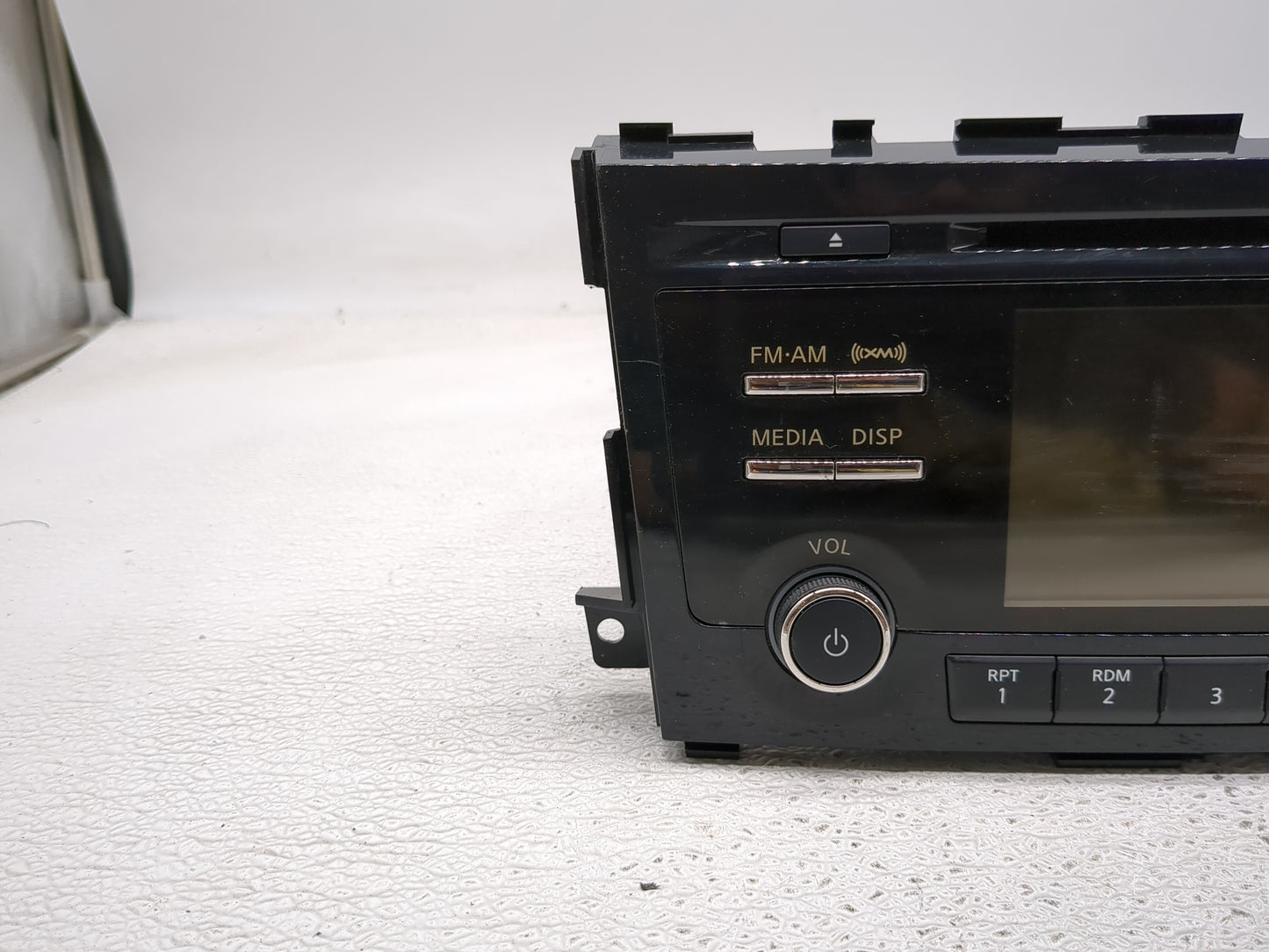 2013-2015 Nissan Altima Radio AM FM Cd Player Receiver Replacement P/N:28185 3TA1B Fits Fits 2013 2014 2015 OEM Used Auto Pa