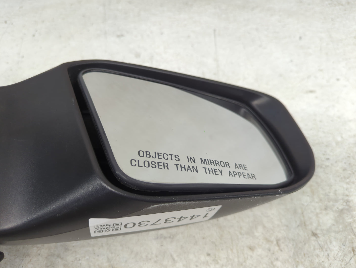 2013-2018 Nissan Altima Passenger Side View Mirror - Right Door Mirror OEM Used - Oemusedautoparts1.com