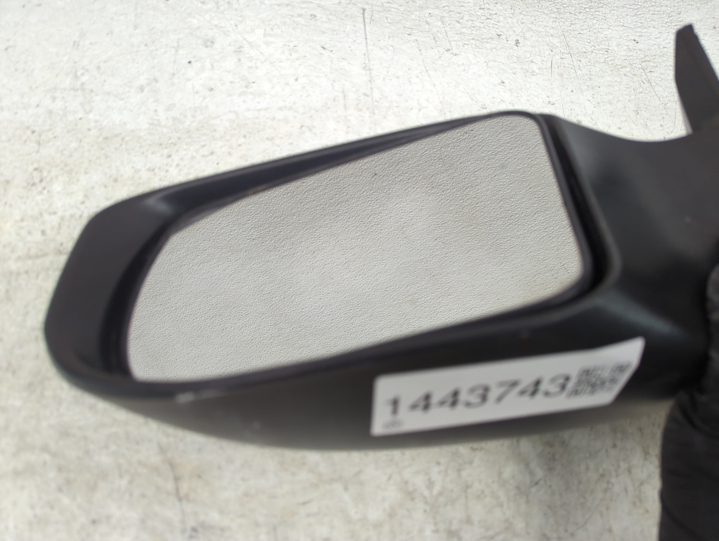2013-2018 Nissan Altima Driver Side View Mirror - Left Door Mirror OEM Used - Oemusedautoparts1.com