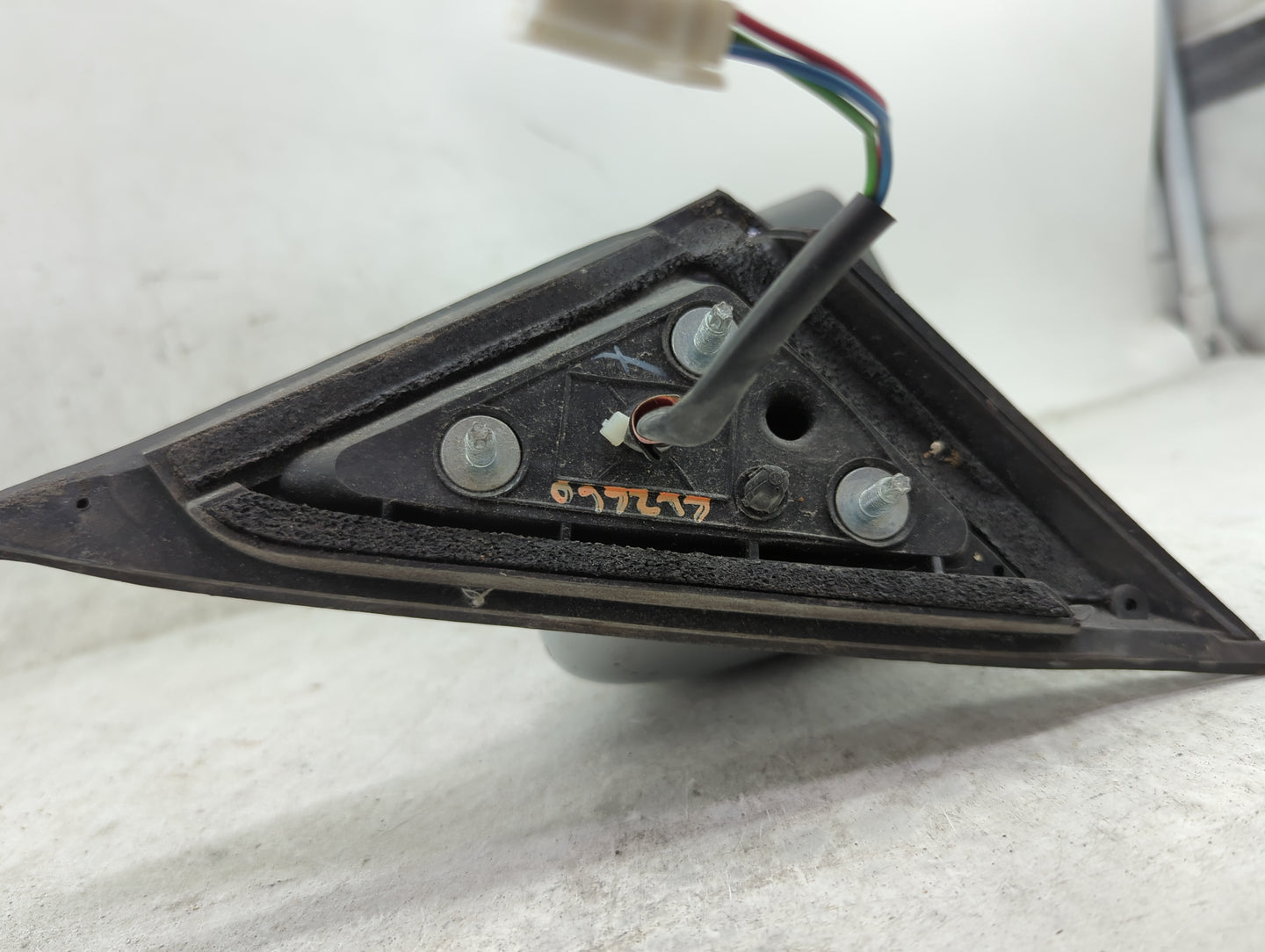 2013-2018 Nissan Altima Driver Side View Mirror - Left Door Mirror OEM Used - Oemusedautoparts1.com