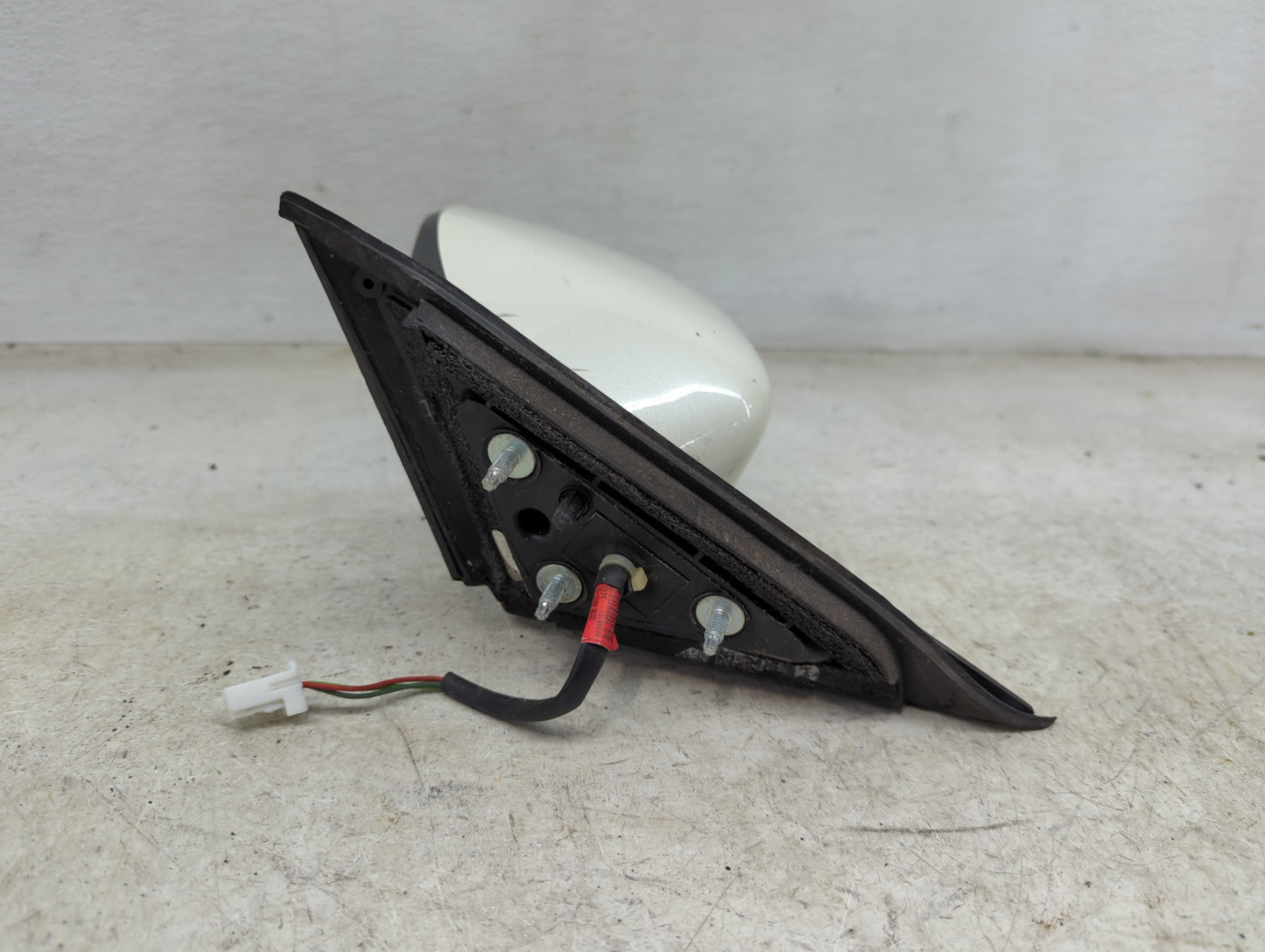 2013-2018 Nissan Altima Driver Side View Mirror - Left Door Mirror OEM Used - Oemusedautoparts1.com