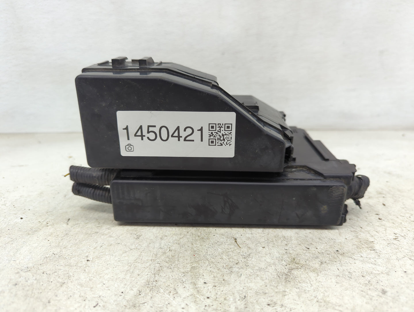 2015 Nissan Altima Fusebox Fuse Box Panel Relay Module Fits OEM Used Auto Parts - Oemusedautoparts1.com
