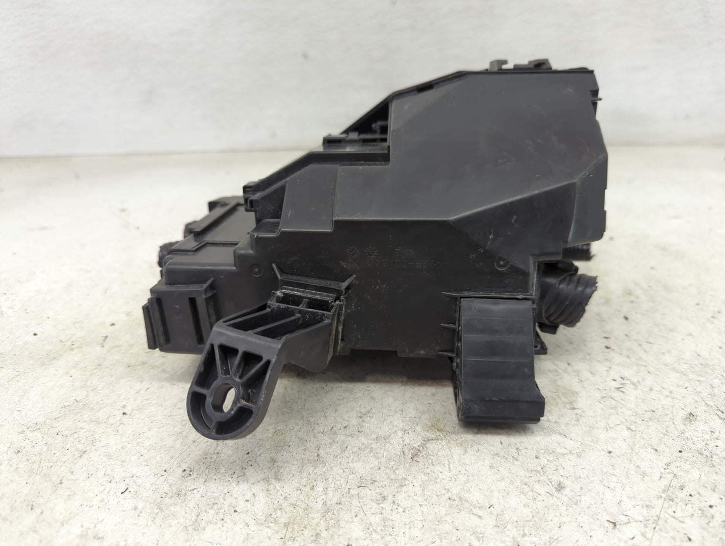 2015 Nissan Altima Fusebox Fuse Box Panel Relay Module Fits OEM Used Auto Parts - Oemusedautoparts1.com