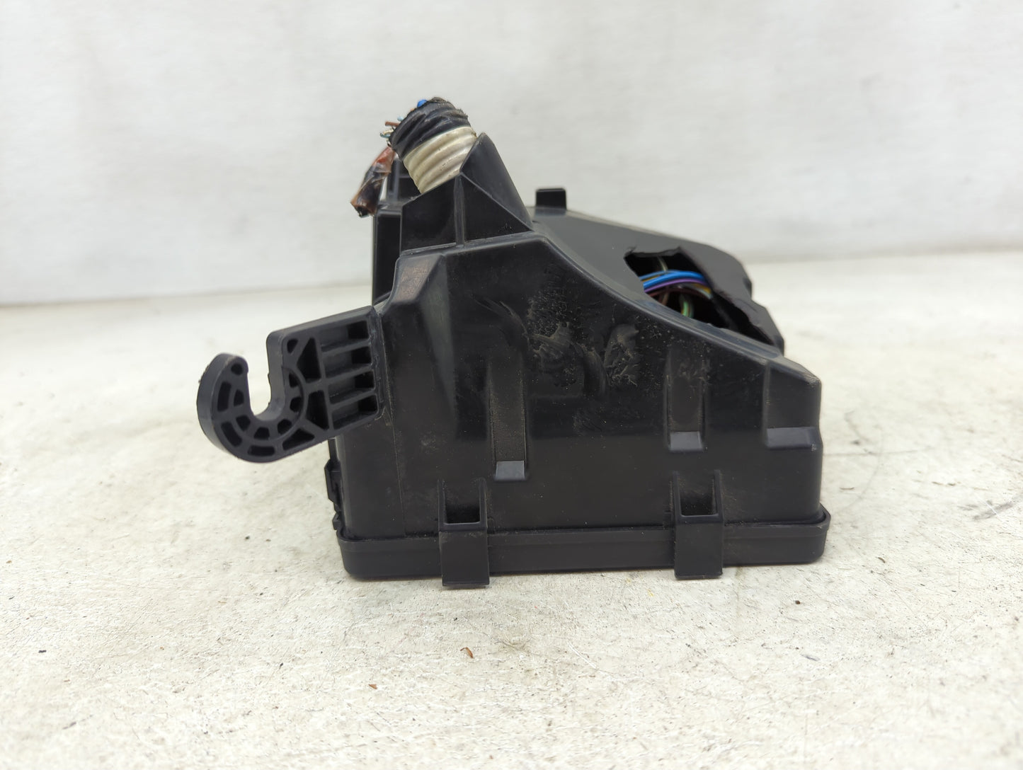 2015 Nissan Altima Fusebox Fuse Box Panel Relay Module Fits OEM Used Auto Parts - Oemusedautoparts1.com