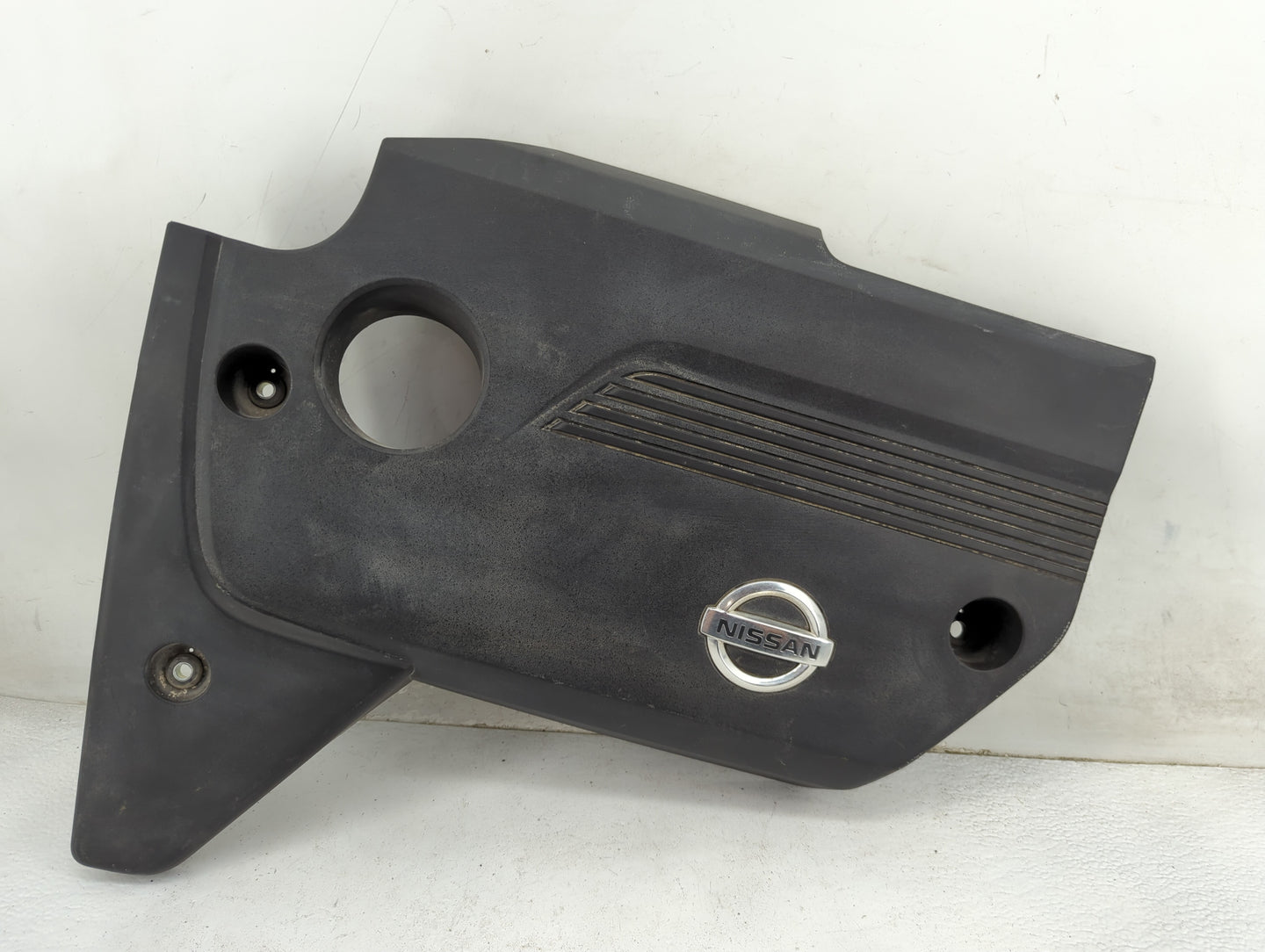 2015 Nissan Altima Engine Cover 1457814 - Oemusedautoparts1.com