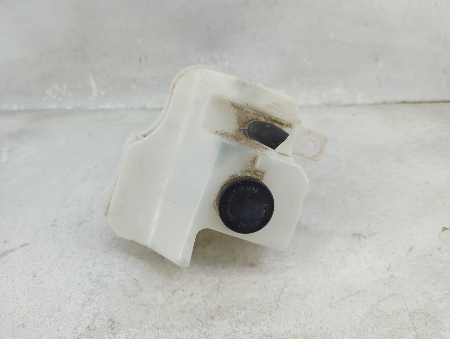 2013-2018 Nissan Altima Radiator Coolant Overflow Expansion Tank Bottle 1459539 - Oemusedautoparts1.com