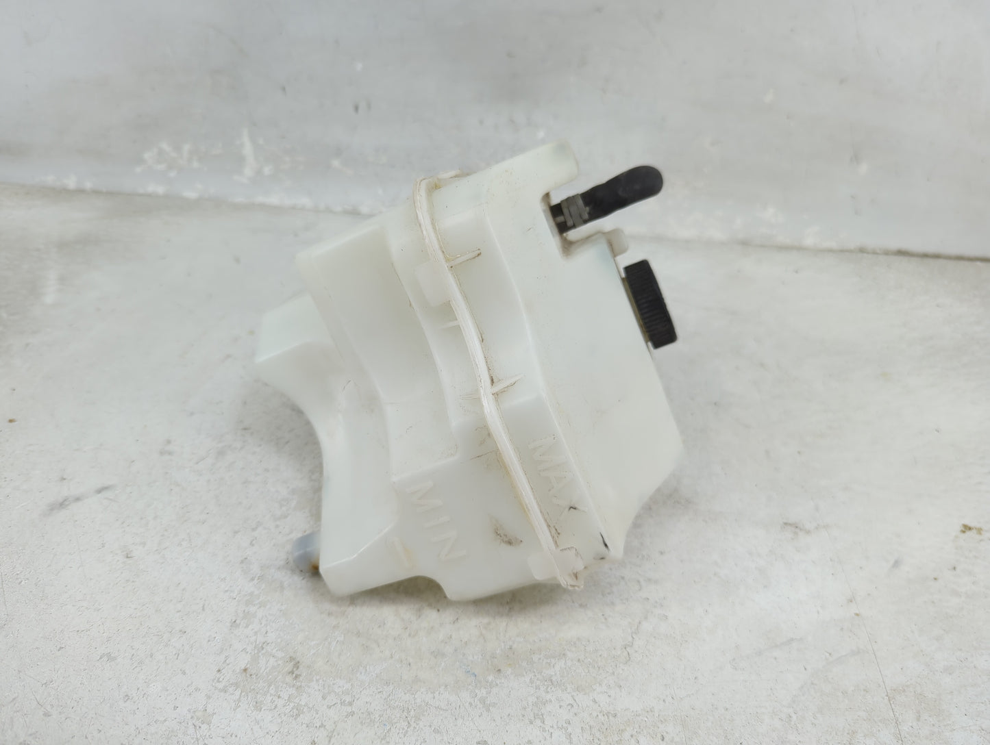 2013-2018 Nissan Altima Radiator Coolant Overflow Expansion Tank Bottle 1459539 - Oemusedautoparts1.com