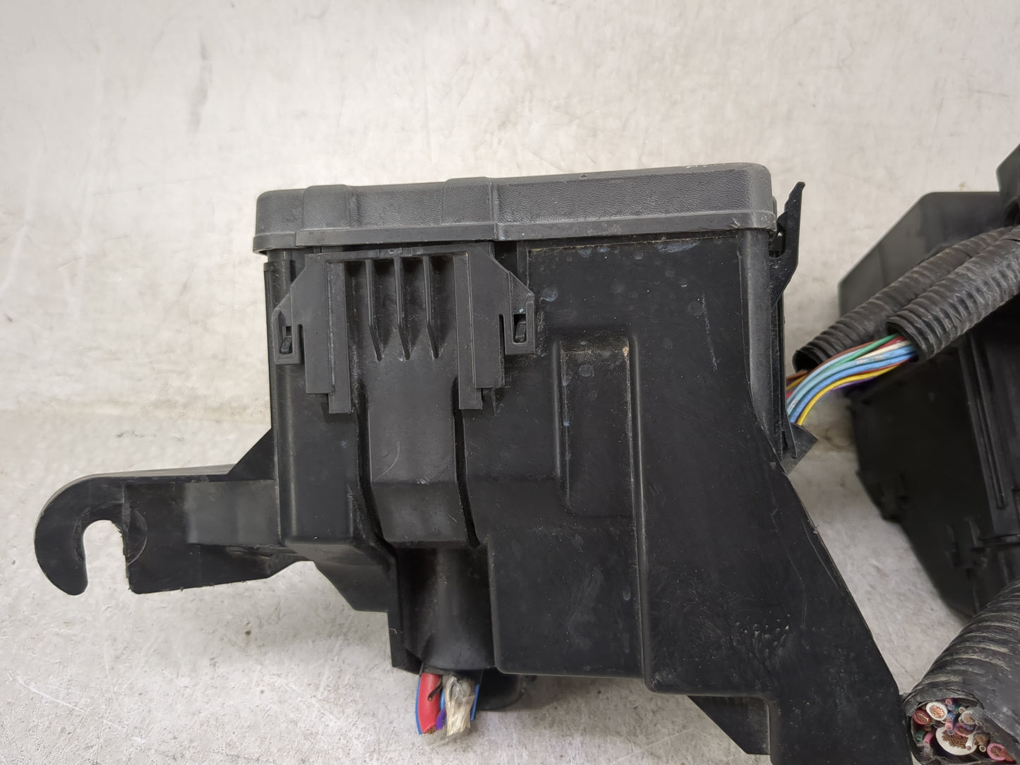 2015 Nissan Altima Fusebox Fuse Box Panel Relay Module Fits OEM Used Auto Parts - Oemusedautoparts1.com