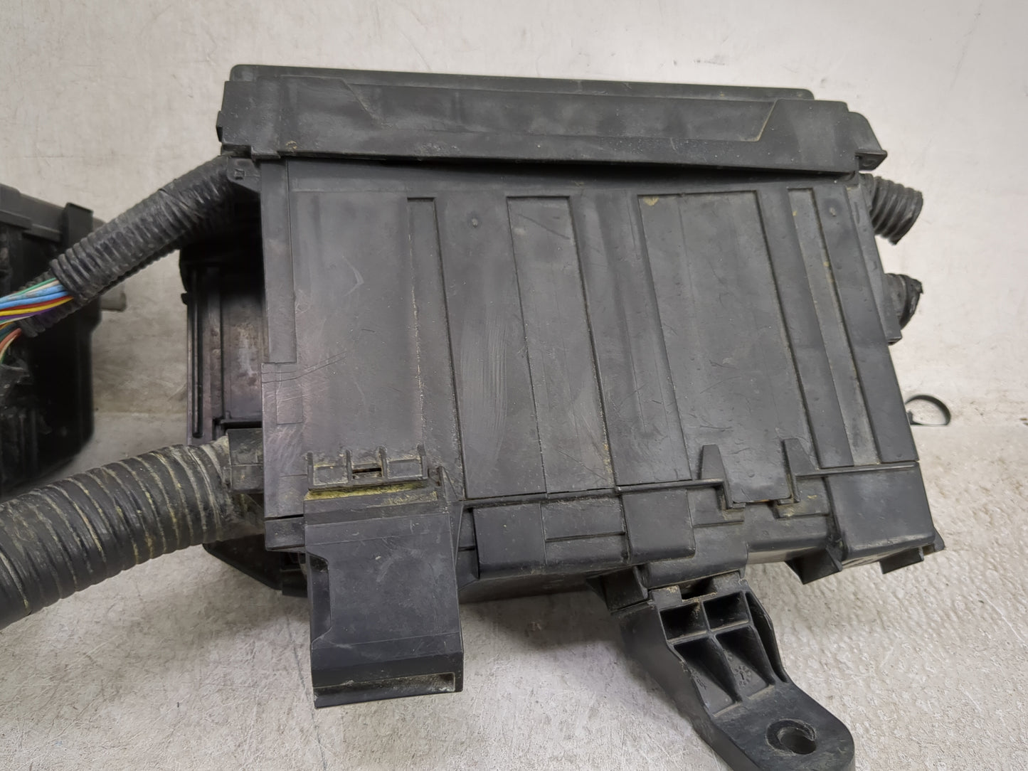 2015 Nissan Altima Fusebox Fuse Box Panel Relay Module Fits OEM Used Auto Parts - Oemusedautoparts1.com