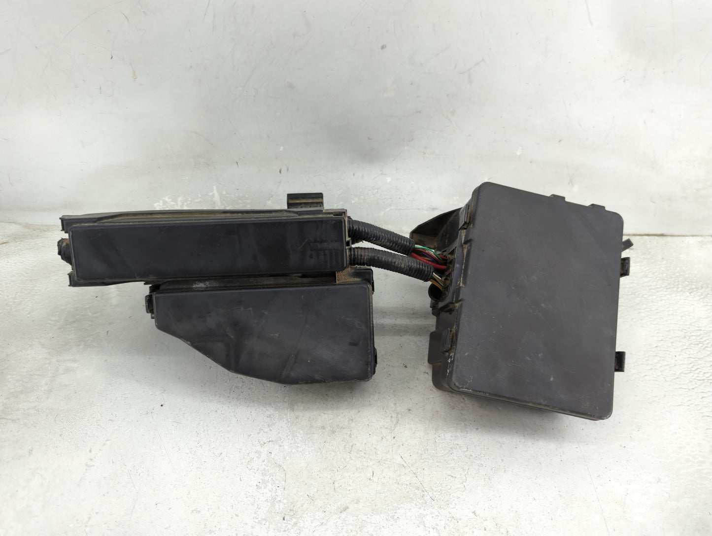 2015 Nissan Altima Fusebox Fuse Box Panel Relay Module Fits OEM Used Auto Parts - Oemusedautoparts1.com