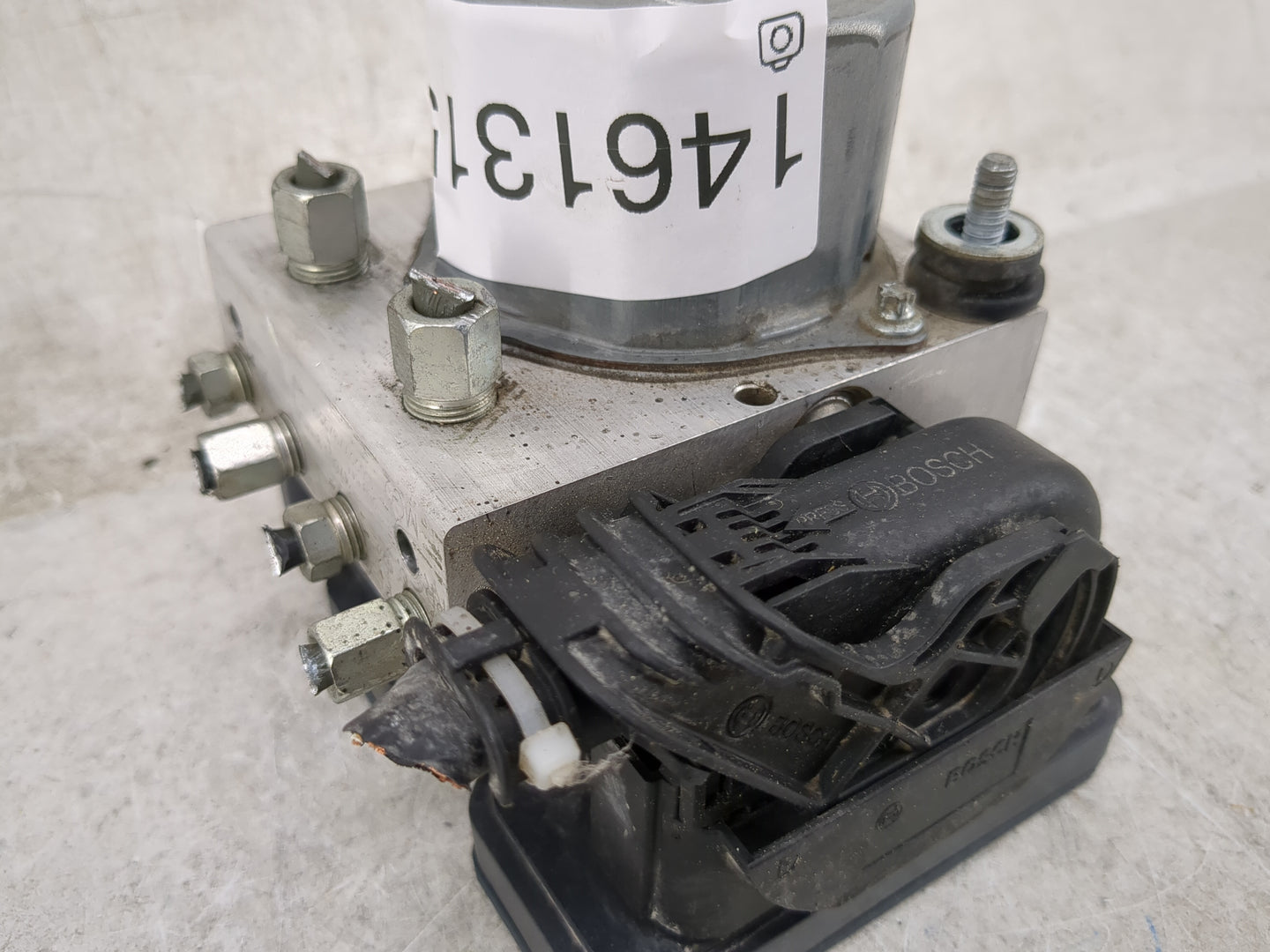 2015 Nissan Altima ABS Pump Control Module Replacement P/N:47660 9HM0A Fits OEM Used Auto Parts - Oemusedautoparts1.com