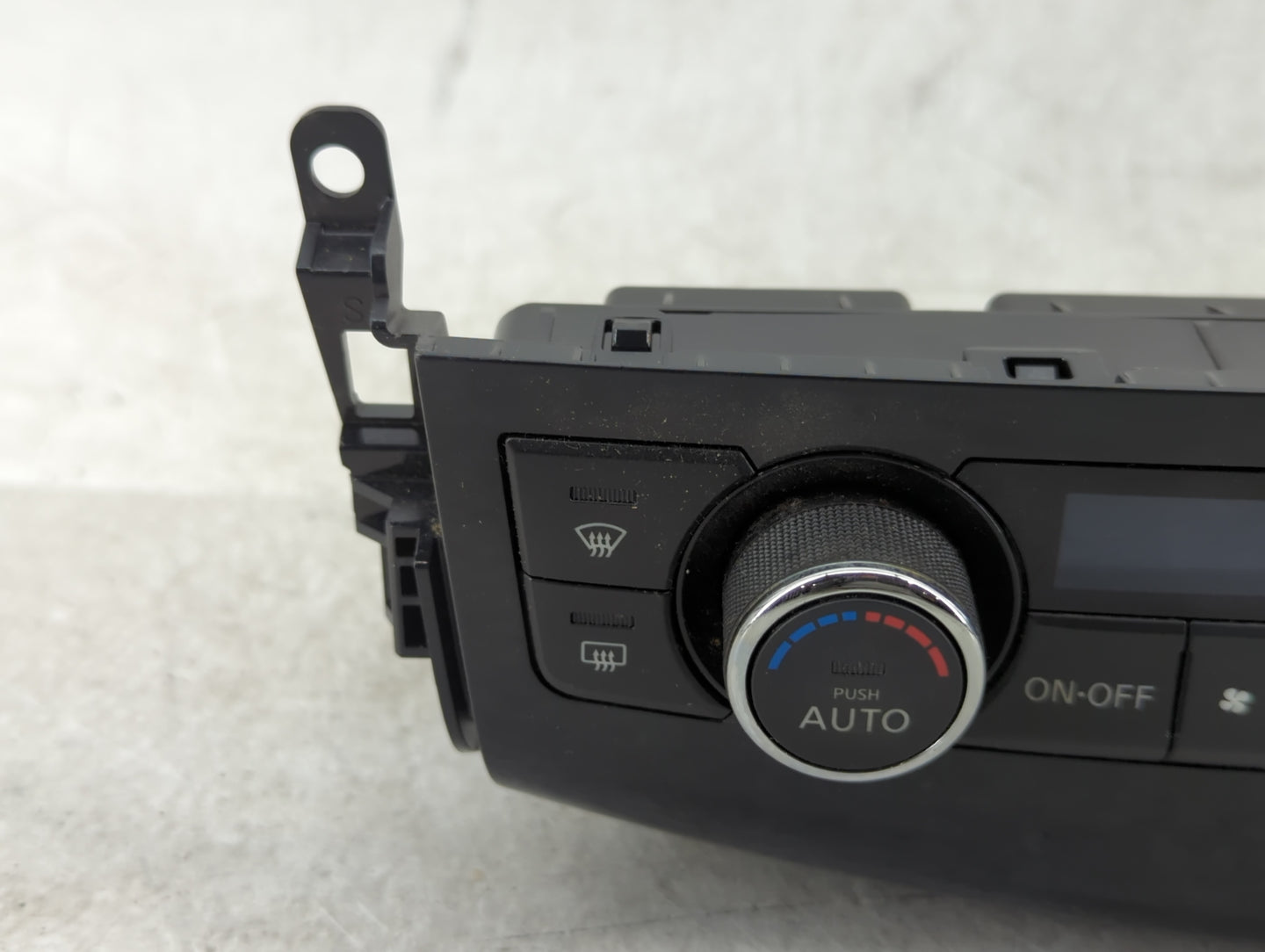 2013-2015 Nissan Altima Climate Control Module Temperature AC/Heater Replacement P/N:27500 9HP0A Fits Fits 2013 2014 2015 OE