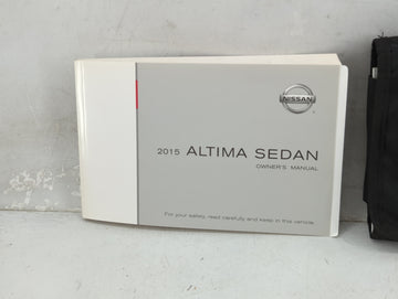 2015 Nissan Altima Owners Manual Book Guide P/N:OM15EA0L33U4 OEM Used Auto Parts