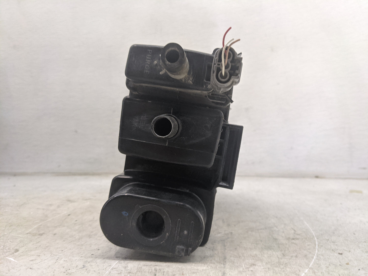 2015 Nissan Altima Fuel Vapor Charcoal Canister 1462110 - Oemusedautoparts1.com